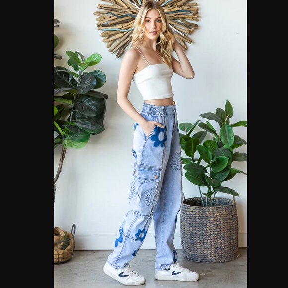 B1093 OLI & HALI Blue Daisy Patchwork Cargo Denim Jeans - Picture 3 of 6